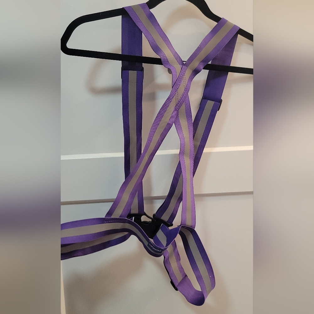 Purple Reflective Adjustable Safety Harness - Picture 2 of 2
